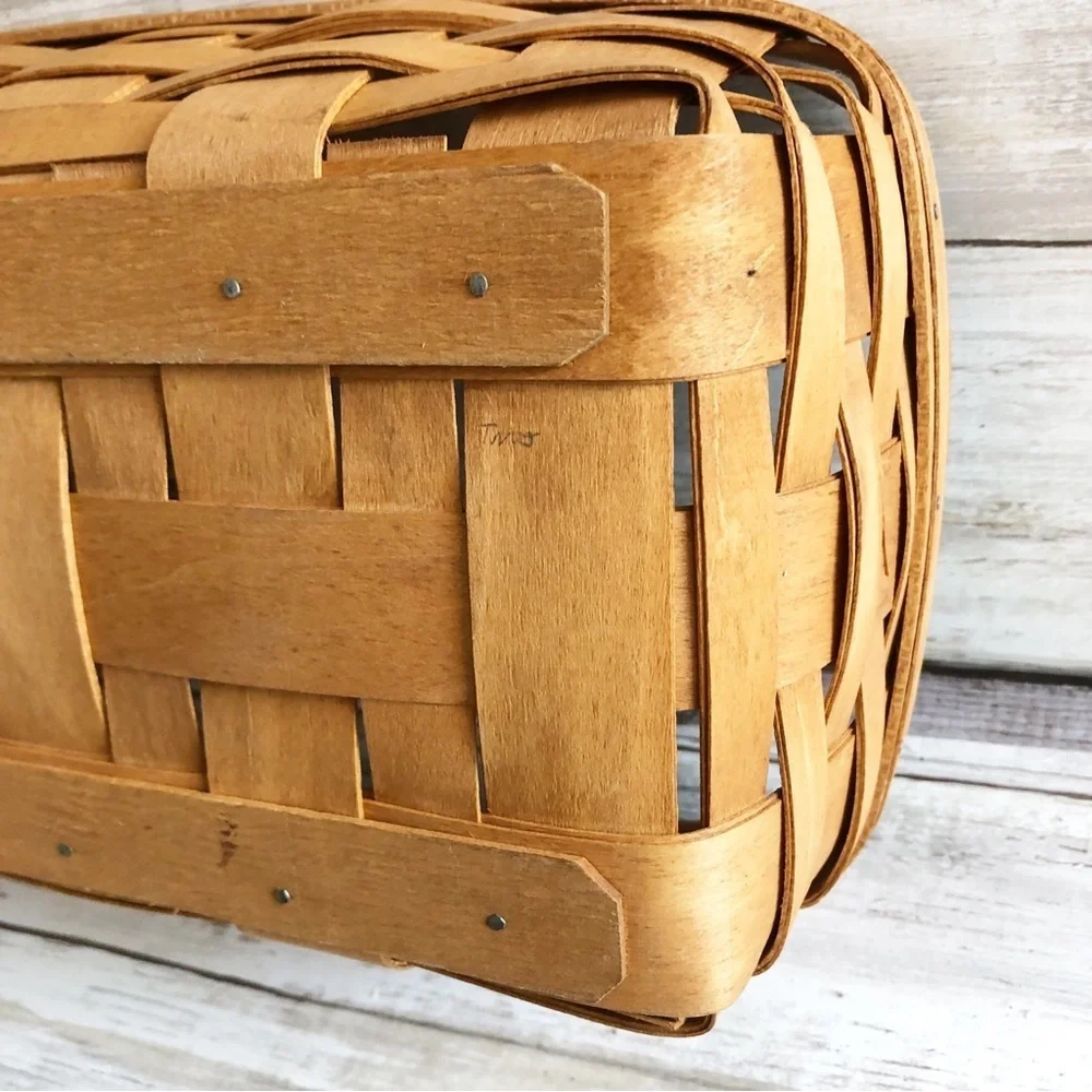 Longaberger Bread/Cracker Basket Vintage 1992 - NO LINING